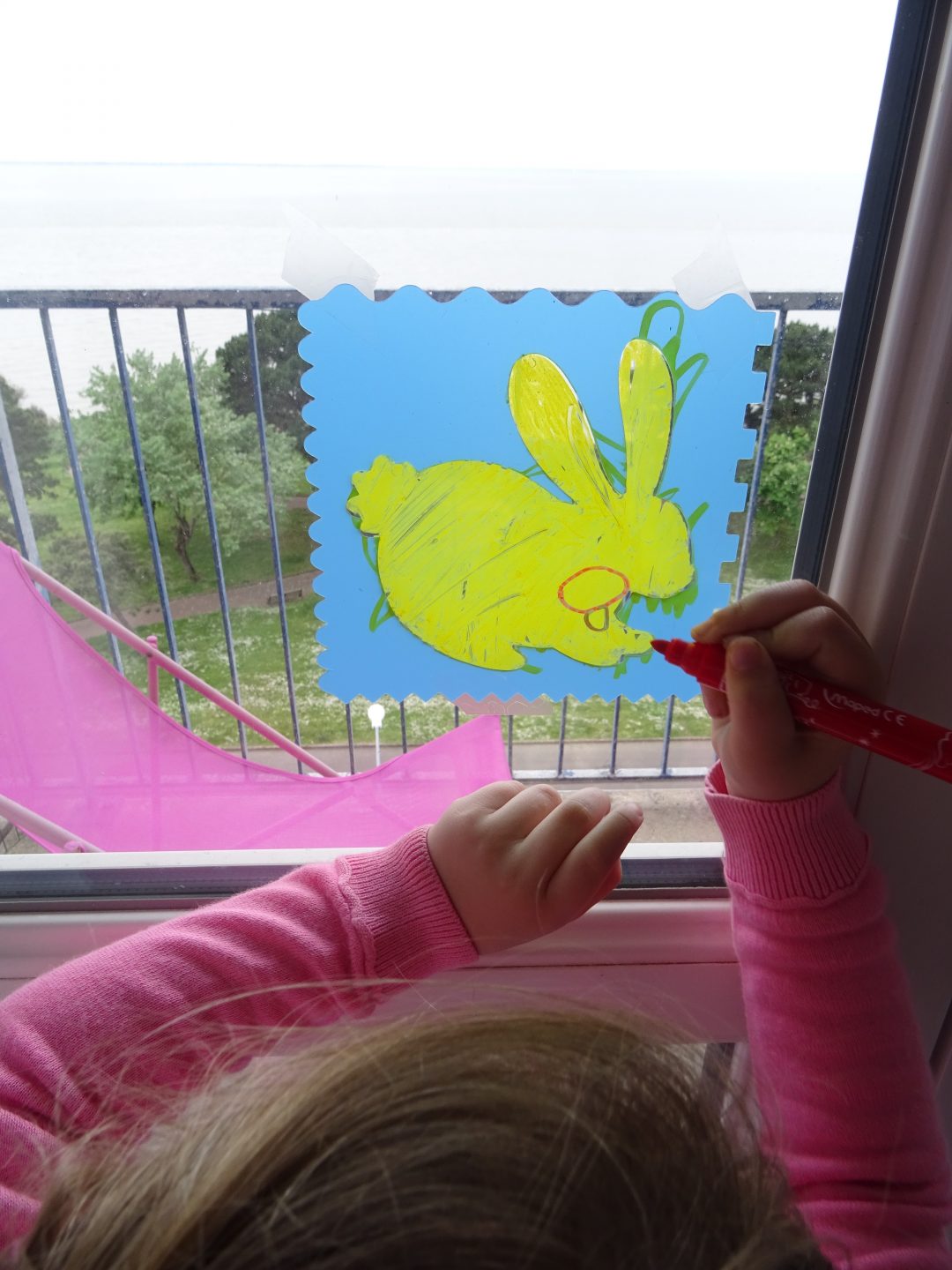 Dessiner sur les vitres c'est fun avec la box Maped Color'Peps - Maman et  sa chipie